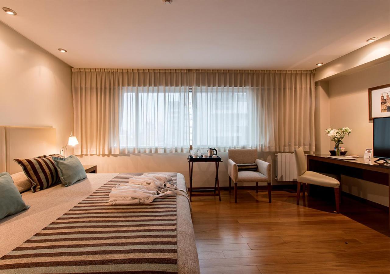 Hotel Solans Presidente Rosario Esterno foto