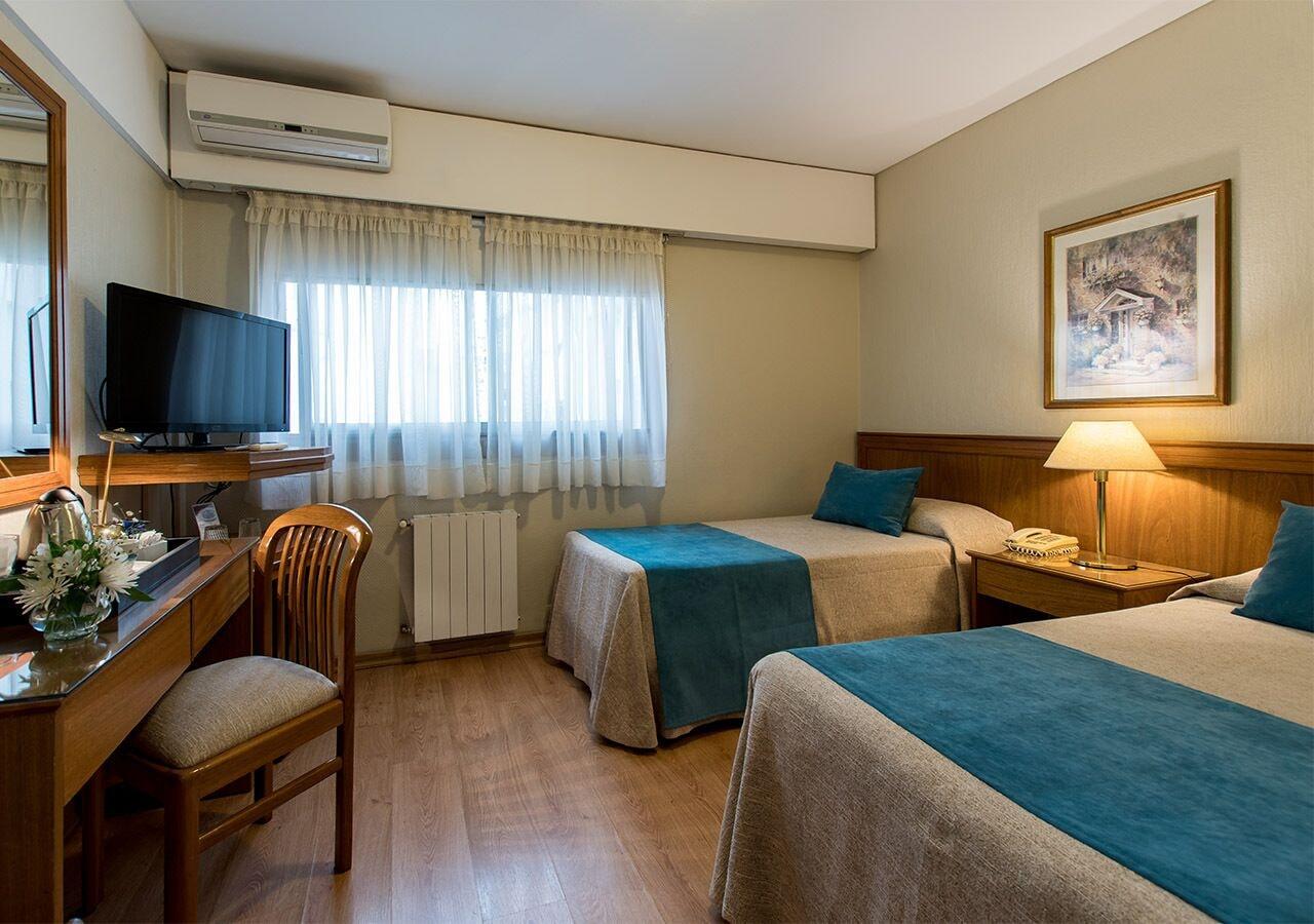 Hotel Solans Presidente Rosario Esterno foto