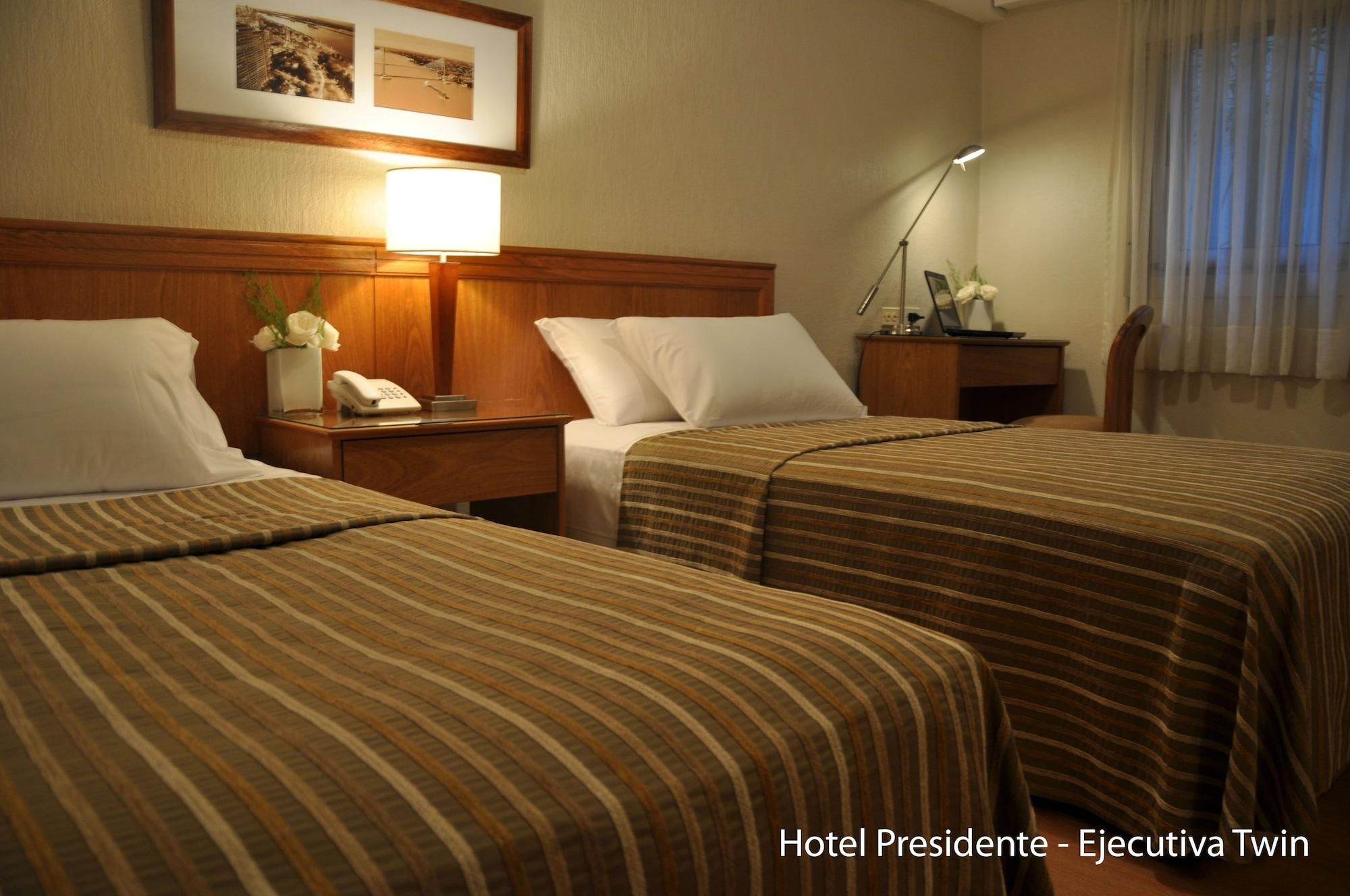 Hotel Solans Presidente Rosario Esterno foto