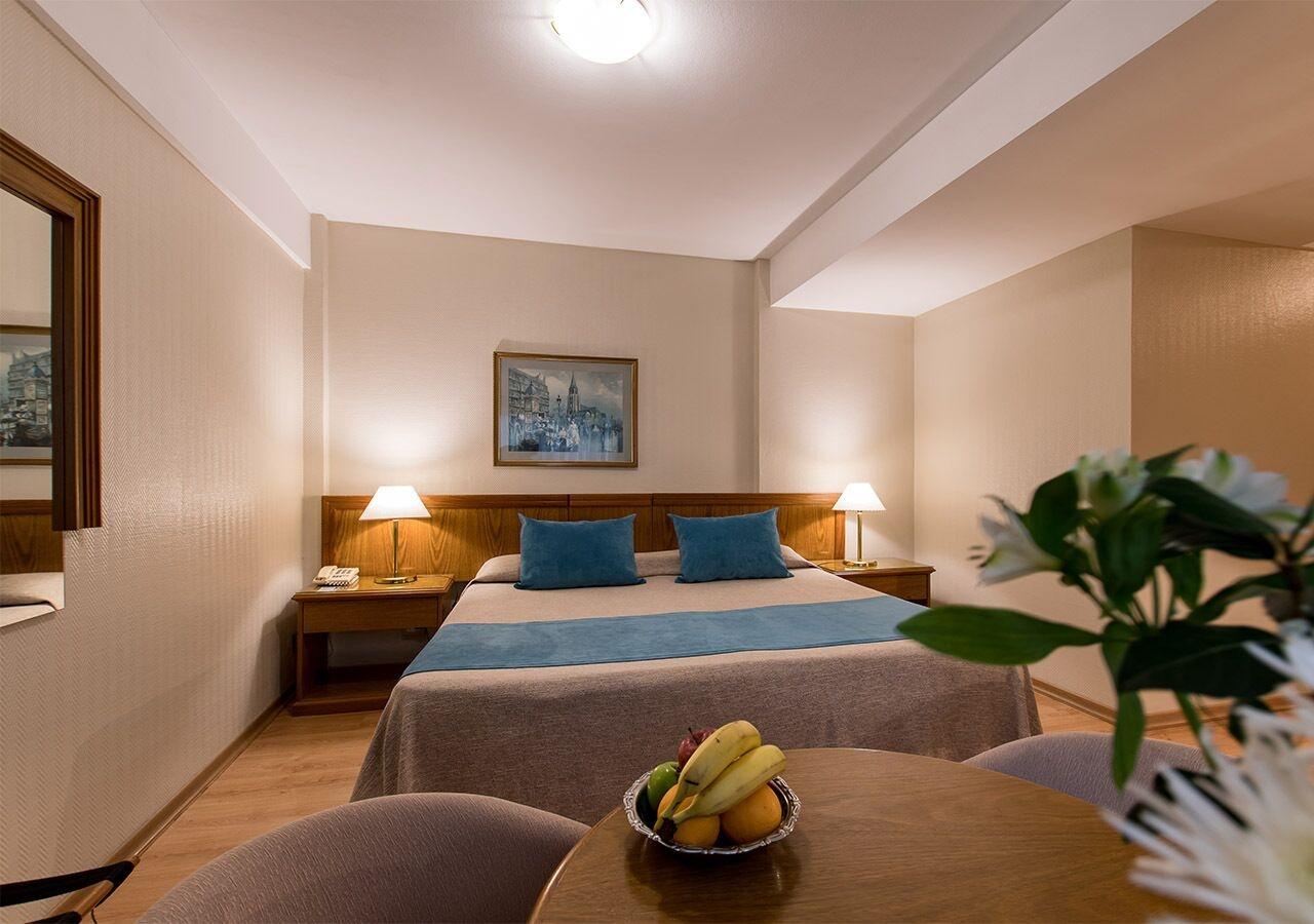Hotel Solans Presidente Rosario Esterno foto