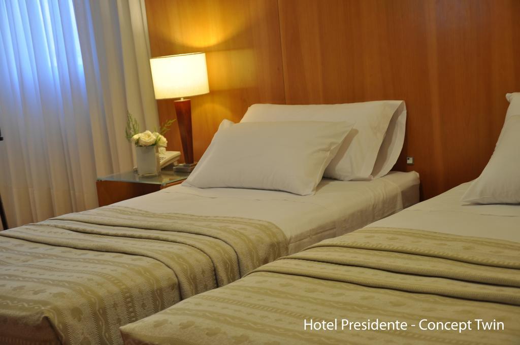 Hotel Solans Presidente Rosario Esterno foto